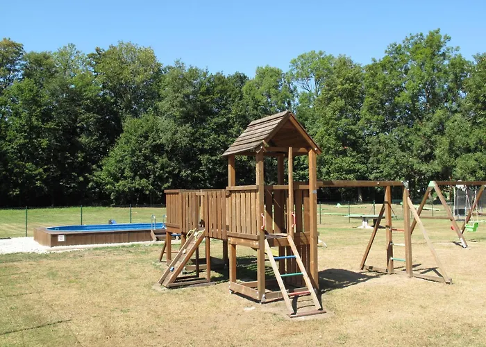 Vakantiehuis Holiday Home Green Valley Park Starkov 1 By Interhome Stárkov