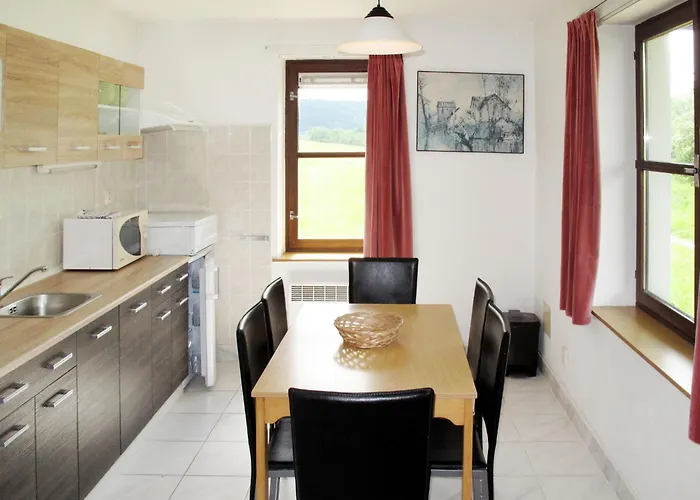 Vakantiehuis Holiday Home Green Valley Park Starkov 1 By Interhome Stárkov