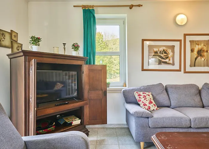 Vakantiehuis Holiday Home Green Valley Park Starkov 1 By Interhome Stárkov